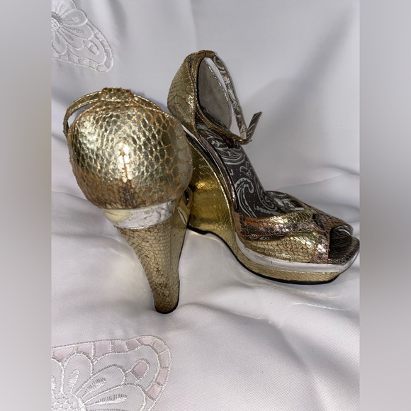 Doll House shoes heels Size 9M all man made Materials 5 1/2 ‘heel platform 1/12 - Picture 9 of 16